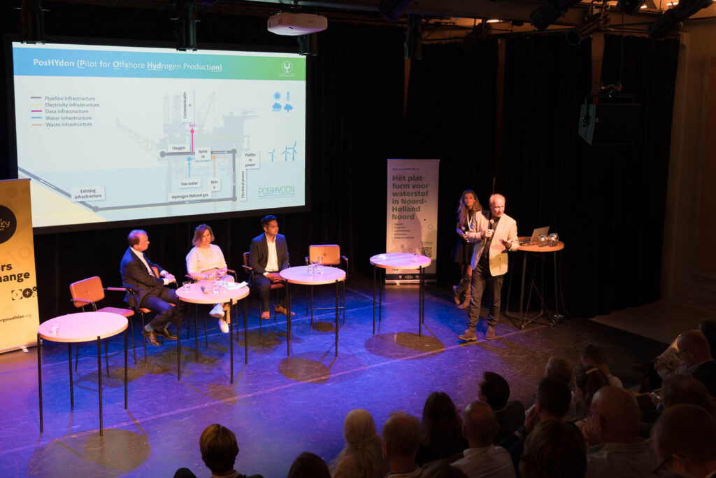 Watersstof op zee Poshydon op Offshore Experience